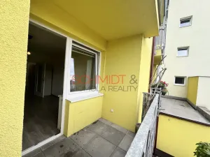 Pronájem bytu 1+kk, Hustopeče, Husova, 37 m2