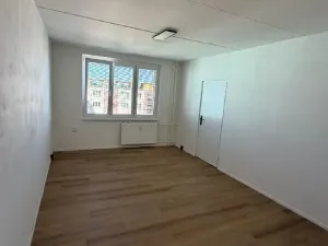 Prodej bytu 4+kk, Kadaň, Chomutovská, 74 m2