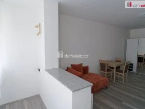 Pronájem bytu 1+kk, Praha - Střížkov, Děčínská, 32 m2