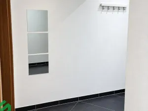 Pronájem bytu 2+kk, Praha - Libeň, V Holešovičkách, 38 m2