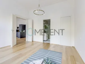 Pronájem bytu 2+kk, Praha - Karlín, Kaizlovy sady, 46 m2