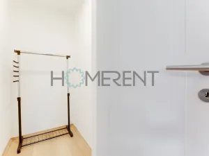 Pronájem bytu 2+kk, Praha - Karlín, Kaizlovy sady, 46 m2