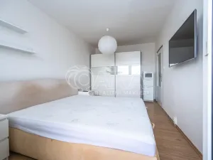 Pronájem bytu 3+kk, Praha - Kamýk, Papírníkova, 74 m2
