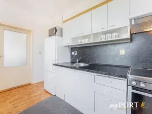 Prodej bytu 3+1, Hluboká nad Vltavou, Nerudova, 71 m2