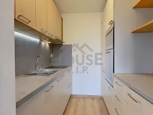 Prodej bytu 2+kk, Praha - Miškovice, Bendlova, 42 m2