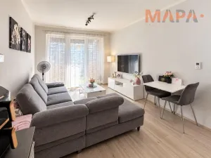 Pronájem bytu 2+kk, Praha - Holešovice, V háji, 52 m2