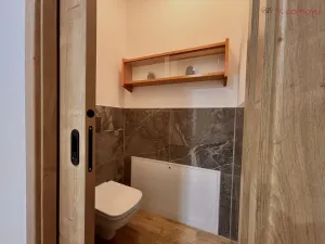 Prodej bytu 2+1, Prostějov, Husovo nám., 76 m2