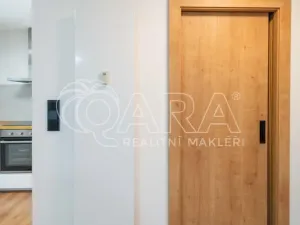 Prodej bytu 1+kk, Neratovice, Školní, 30 m2