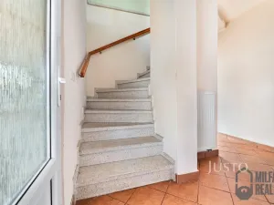 Prodej rodinného domu, Jindřichovice pod Smrkem, 190 m2