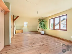 Prodej rodinného domu, Jindřichovice pod Smrkem, 190 m2