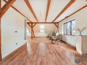 Prodej rodinného domu, Jindřichovice pod Smrkem, 190 m2