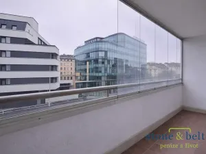 Prodej bytu 3+1, Praha - Smíchov, Plzeňská, 72 m2