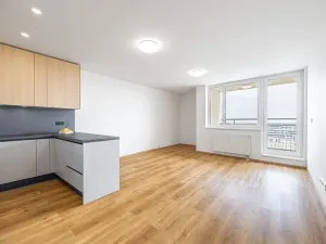 Prodej bytu 3+kk, Praha - Stodůlky, Petržílkova, 92 m2