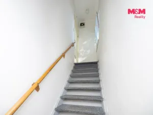 Prodej bytu 3+1, Pardubice - Ohrazenice, Mrštíků, 75 m2