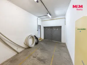 Pronájem obchodního prostoru, Čáslav - Čáslav-Nové Město, Masarykova, 890 m2