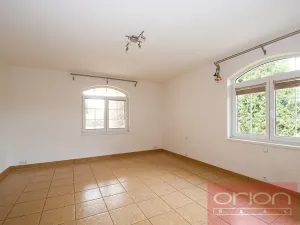 Prodej rodinného domu, Jesenice - Osnice, Karafiátová, 302 m2