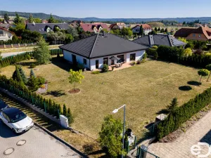 Prodej rodinného domu, Trnová, 219 m2