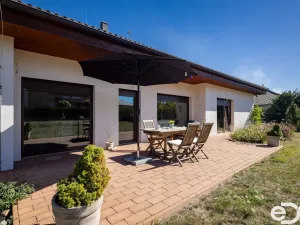 Prodej rodinného domu, Trnová, 219 m2