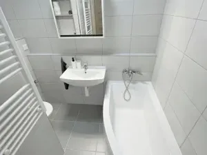 Pronájem bytu 1+1, Praha - Letňany, Dobratická, 31 m2