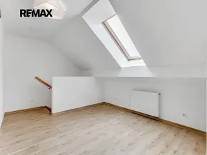Prodej bytu 3+kk, Hýskov, U Statku, 74 m2
