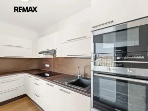 Pronájem bytu 2+kk, Praha - Žižkov, Malešická, 73 m2