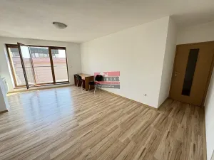 Pronájem bytu 2+kk, Tábor, 9. května, 58 m2