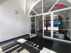 Pronájem obchodního prostoru, Horažďovice, Strakonická, 524 m2