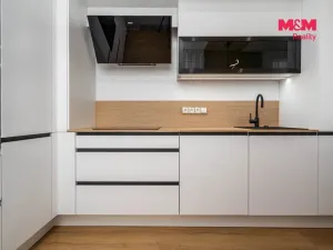Prodej bytu 3+kk, Hradec Králové - Pražské Předměstí, Hrubínova, 75 m2