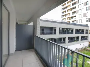 Pronájem bytu 1+kk, Praha - Hloubětín, Poděbradská, 32 m2