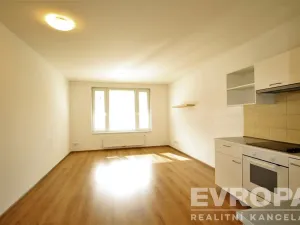 Pronájem bytu 1+kk, Praha - Letňany, Pavla Beneše, 37 m2
