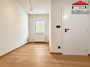 Prodej bytu 2+kk, Brno, Bratislavská, 38 m2