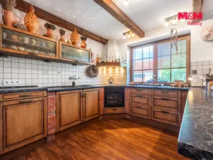 Prodej rodinného domu, Hovorany, 262 m2