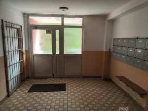 Pronájem bytu 1+1, Chomutov, 17. listopadu, 36 m2