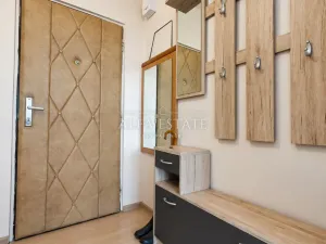 Pronájem bytu 1+kk, Karlovy Vary, Fibichova, 18 m2