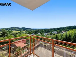 Prodej bytu 2+kk, Kamenice - Ládví, Benešovská, 60 m2