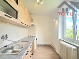 Prodej bytu 3+1, Jaroměř, Máchova, 70 m2