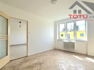 Prodej bytu 3+1, Jaroměř, Máchova, 70 m2