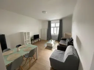 Prodej bytu 2+1, Praha - Libeň, Na stráži, 48 m2