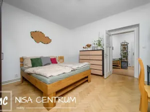 Pronájem bytu 1+1, Liberec - Liberec I-Staré Město, nám. Žižkovo, 40 m2