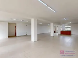 Pronájem obchodního prostoru, Rakvice, Zahradní, 144 m2