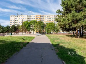 Pronájem bytu 3+kk, Praha - Petrovice, Rezlerova, 63 m2
