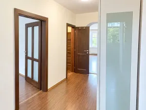 Pronájem bytu 2+kk, Praha, Novovysočanská, 53 m2