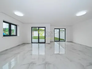 Prodej rodinného domu, Podolanka, V Ohradě, 129 m2
