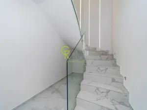 Prodej rodinného domu, Podolanka, V Ohradě, 129 m2