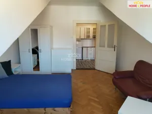 Pronájem bytu 2+1, Praha - Žižkov, Biskupcova, 50 m2