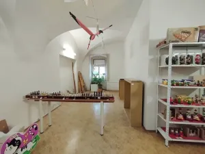 Pronájem obchodního prostoru, Hradec Králové, Československé armády, 54 m2