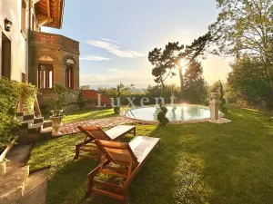 Prodej vily, Loro Ciuffenna, Itálie, 900 m2