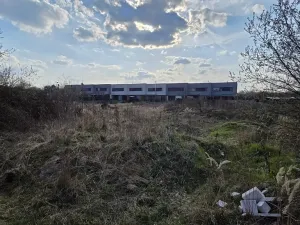 Dražba pozemku pro bydlení, Praha - Ďáblice, Červenomlýnská, 3900 m2