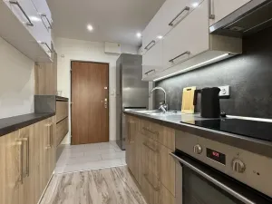 Pronájem bytu 1+kk, Zlín, Družstevní, 32 m2