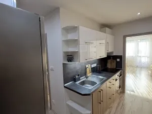 Pronájem bytu 1+kk, Zlín, Družstevní, 32 m2